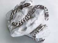 コラボモデルは高価買取！画像